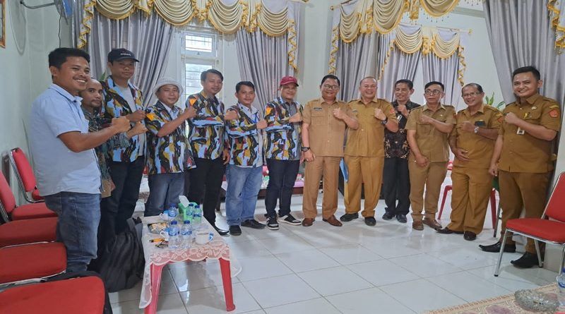 Kaban Kesbangpol Nias Barat Sozisokhi Hia, MM Menyambut Baik Kehadiran Ormas DPC Pemuda Karya Nasional (PKN) Di Kabupaten Nias Barat