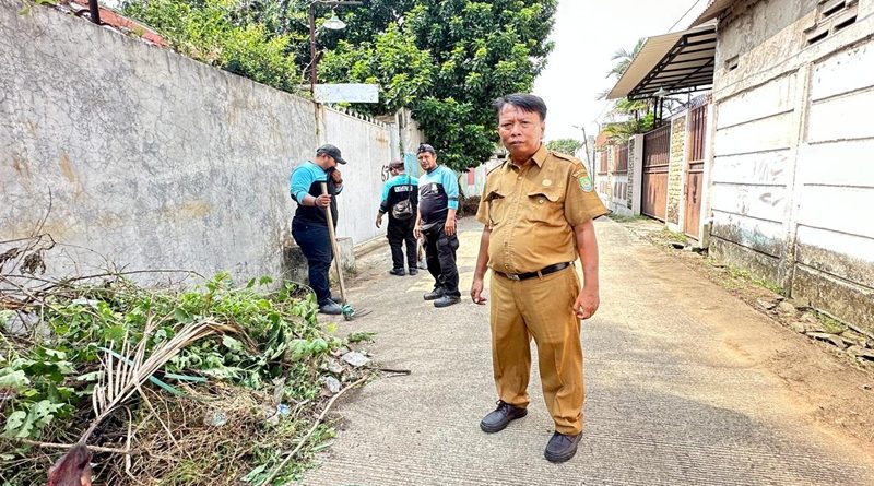 Satgas Tapem Kecamatan Karawaci Optimalisasi Fungsi Drainase, Antisipasi Genangan dan Kerusakan Jalan